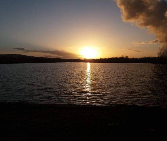 The Farm Lake France Image