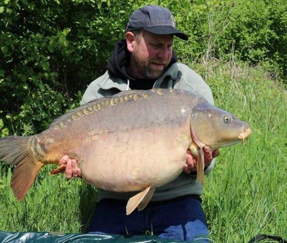 The Farm Lake France Image