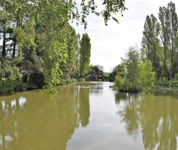 Barbret Lake Image