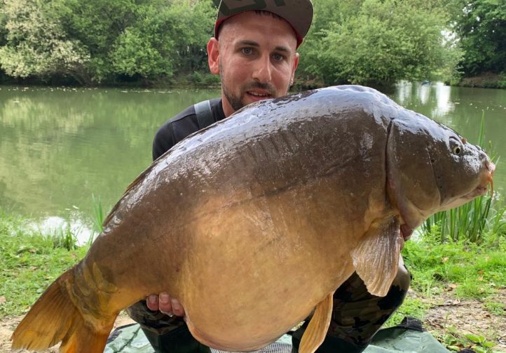 Woody’s Hooked in France Image