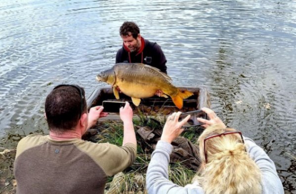 Blue Dart Carp Fishery – 30 March, 2023