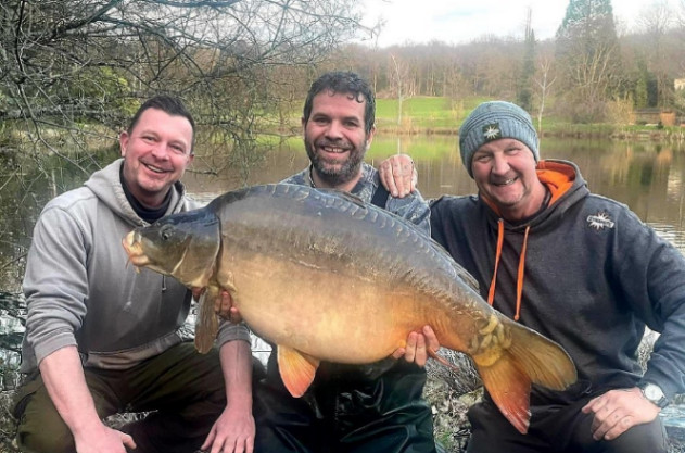 Blue Dart Carp Fishery – 30 March, 2023