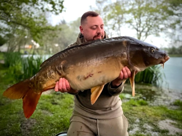 Woody’s Hooked in France – 22 April, 2023