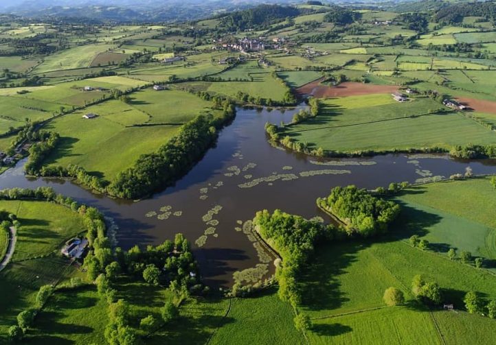 Cavagnac Lake Image