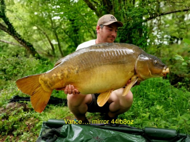 Kingfisher Lake – Carp France – 06 May, 2023