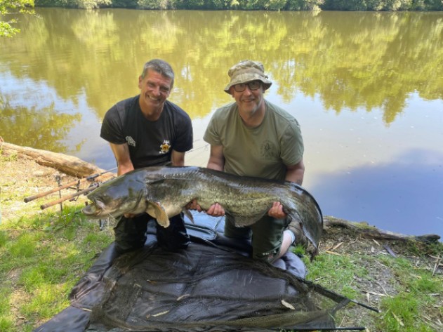 Kingfisher Lake – Carp France – 17 June, 2023