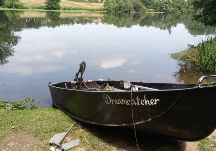Wild Carp Fishing – River Vienne and Public Lakes Image