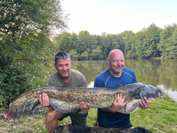 Kingfisher Lake – Carp France – 01 July, 2023