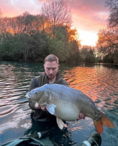 Woody’s Hooked in France – 06 April, 2024