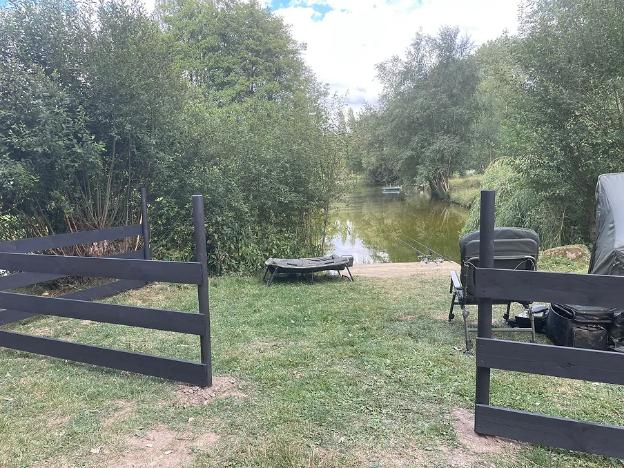 Etang Les Burons Image
