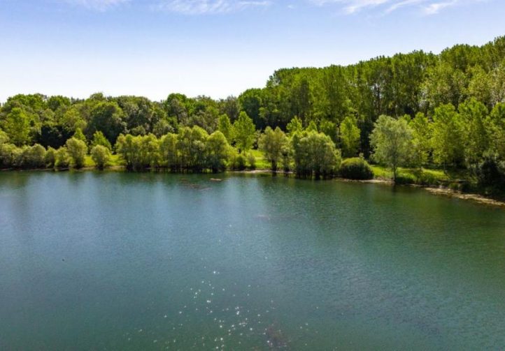 Etang de Berniere Image