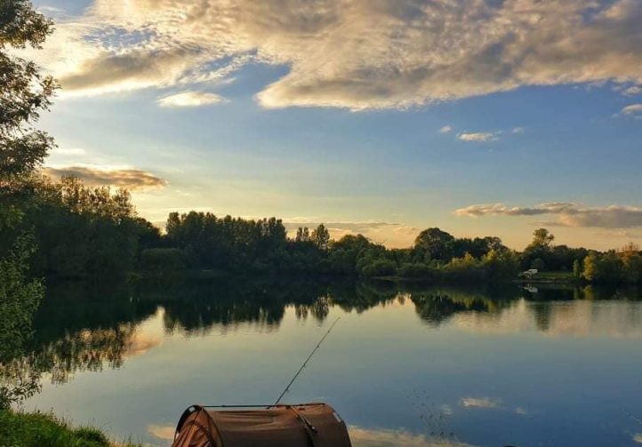 Etang de Berniere Image